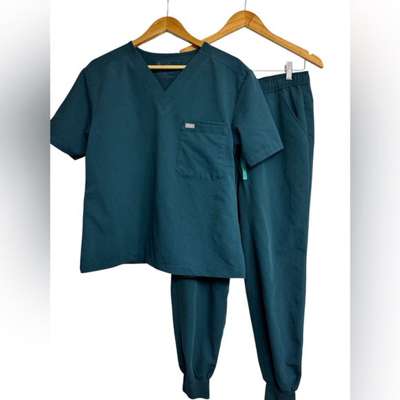 Figs Other - FIGS Technical Collection Scrub Set – L Top & S Joggers | Deep Teal